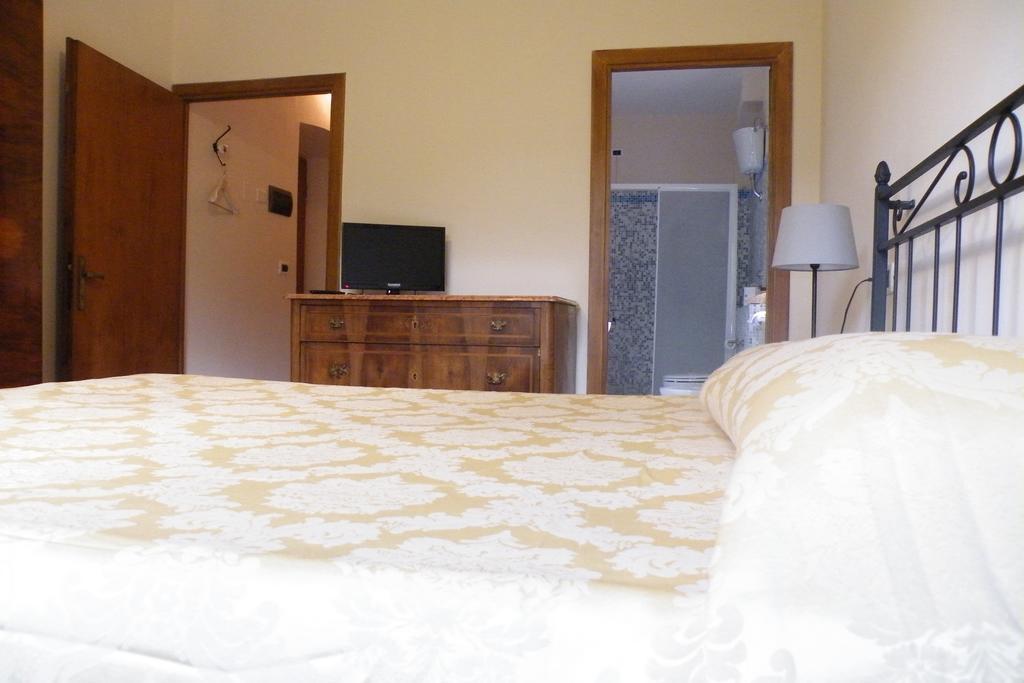 Гостьовий будинок Agriturismo Fattoria Di Gragnone Номер фото